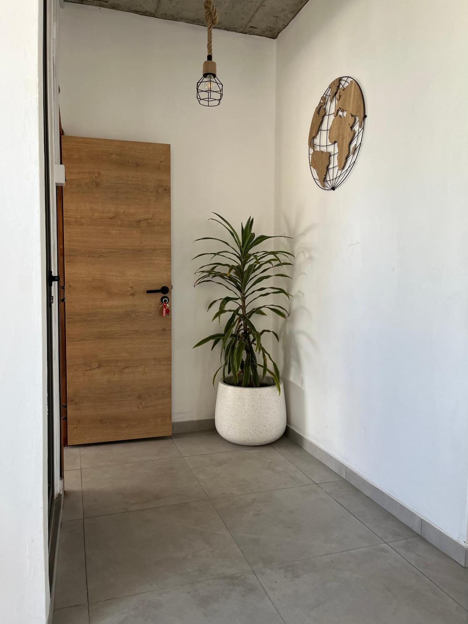 Cosy 2 Bedrooms Apts In Pereybere -Seasons Break Apartment 페레이베레 외부 사진