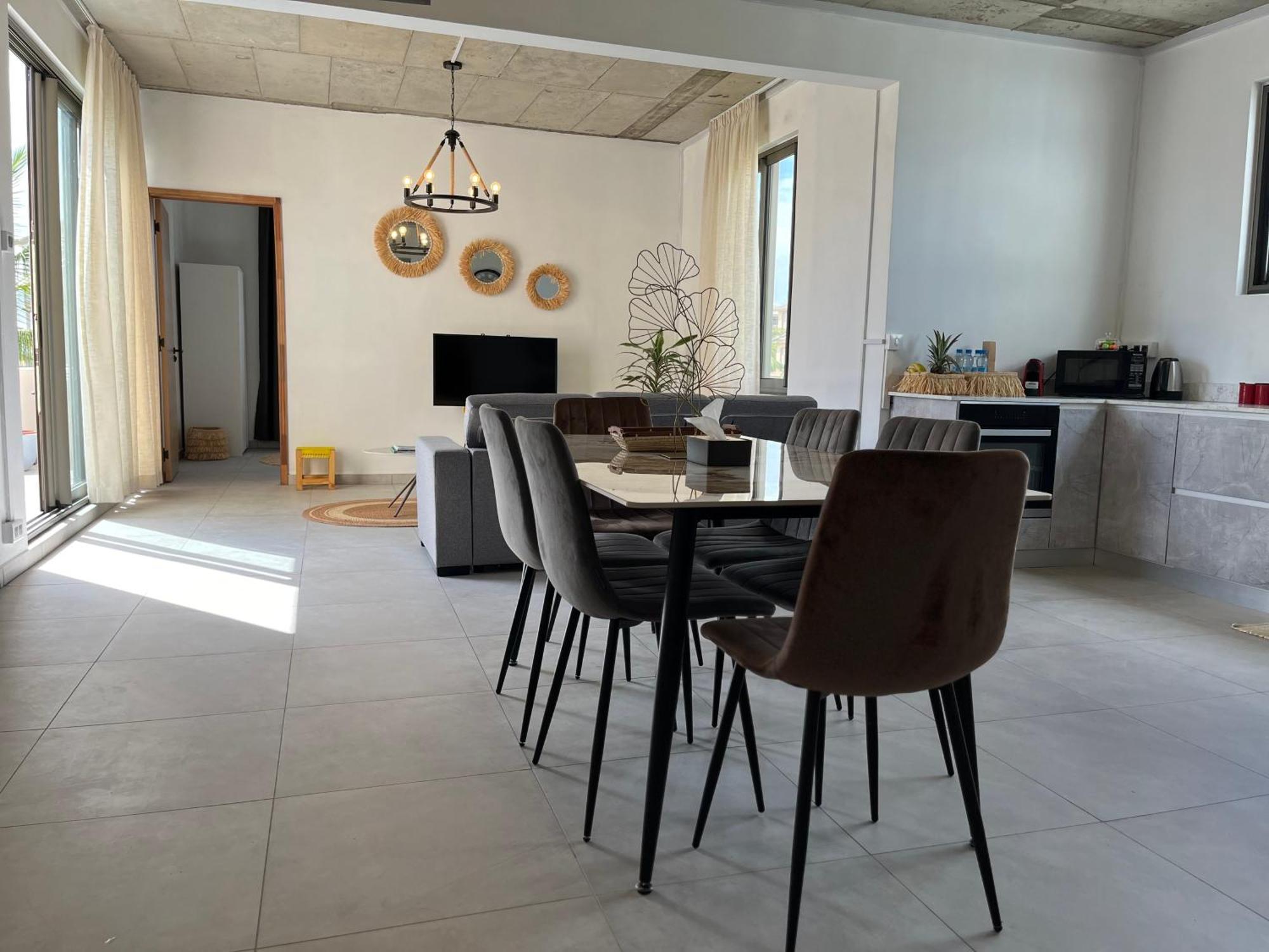 Cosy 2 Bedrooms Apts In Pereybere -Seasons Break Apartment 페레이베레 외부 사진